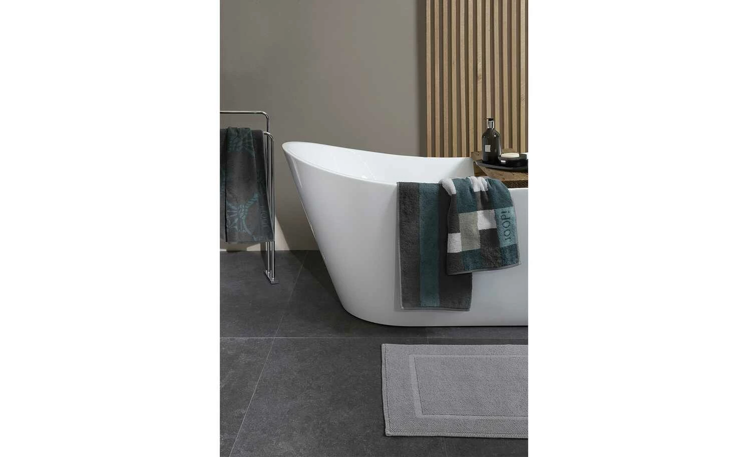 JOOP! Duschtuch JOOP! Infinity Mosaic | Grau / Blau / Weiß 4 JOOP! Duschtuch JOOP! Infinity Mosaic | Grau / Blau / Weiß – Bild 2